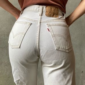SOLD🔅Rare vintage Levi’s 501 white mom jeans